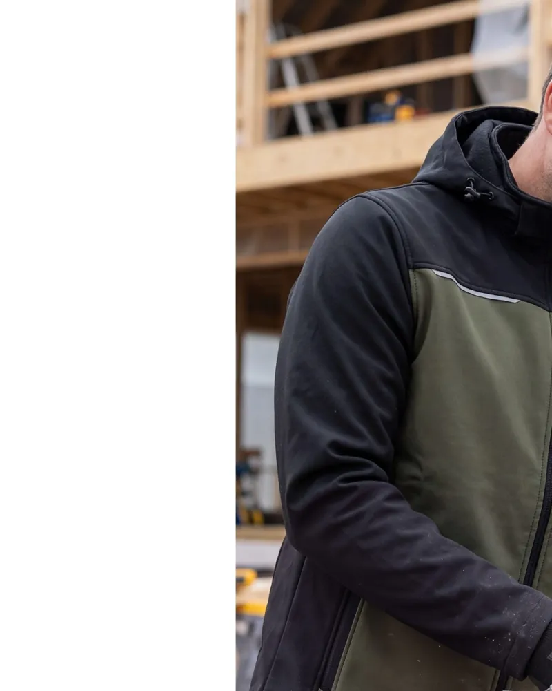 Kurtka softshell Comfort Plus z nadrukiem logo firmy — z kapturem, oliwkowo-czarna