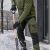 Spodnie robocze softshell Comfort Winter — czarno-oliwkowe, wiatroszczelne, wodoodporne 350 g/m², zamki